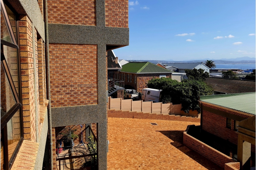 3 Bedroom Property for Sale in Mossel Bay Central Western Cape